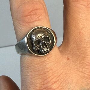 Solid silver skull ring heavy marked size 11